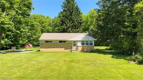 9621 Wolfe Rd, Windham, OH 44288