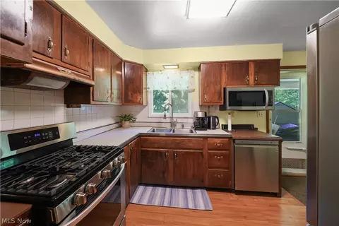 9621 Wolfe Rd, Windham, OH 44288 photo 9