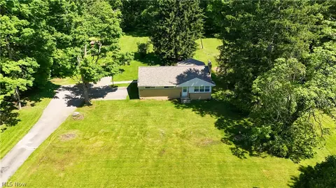 9621 Wolfe Rd, Windham, OH 44288 photo 7