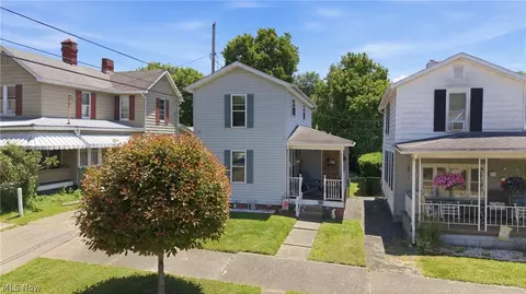 106 E Montgomery St, Marietta, OH 45750