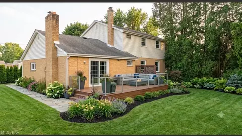 Exterior - 934 Larkridge Ave, Boardman, OH 44512 photo 3 of 5