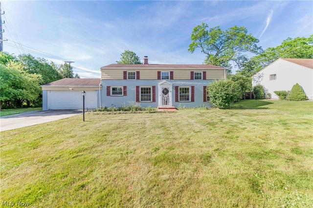 25542 Concord Dr, Beachwood, OH 44122