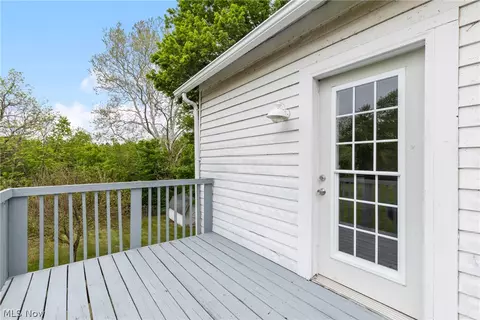 Exterior - 70042 1st St, Flushing, OH 43977 photo 5 of 5