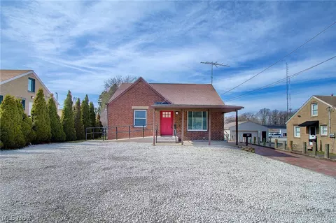 1933 Whipple Ave NW, Canton, OH 44708