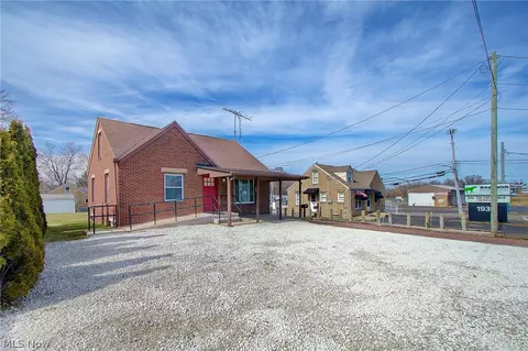 1933 Whipple Ave NW, Canton, OH 44708 photo 3
