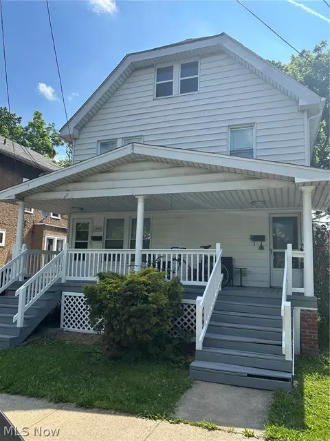1479 Hopkins Ave, Lakewood, OH 44107