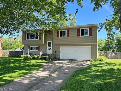 4060 Tudor Ave, Brunswick, OH 44212