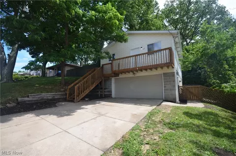 625 Hillman Rd, Akron, OH 44312