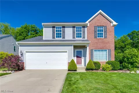 163 Newton Dr, Wadsworth, OH 44281
