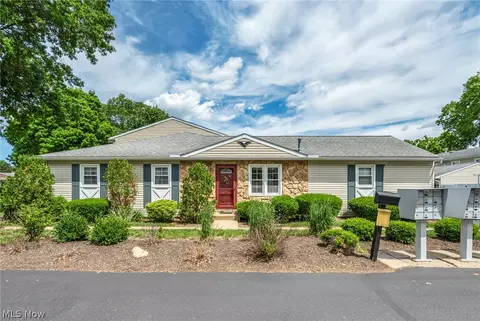 2499 Barth Dr, Uniontown, OH 44685