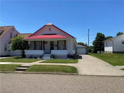 458 S Goodrich St, Newcomerstown, OH 43832