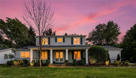 3748 E Royalton Rd, Brecksville, OH 44141