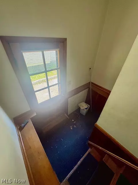 Entry Way - 451 9th St, Elyria, OH 44035 photo 6 of 7