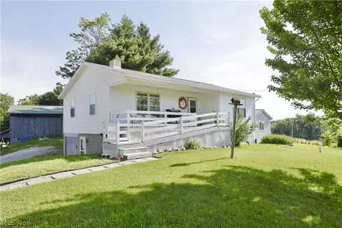 33219 State Route 206, Brinkhaven, OH 43006