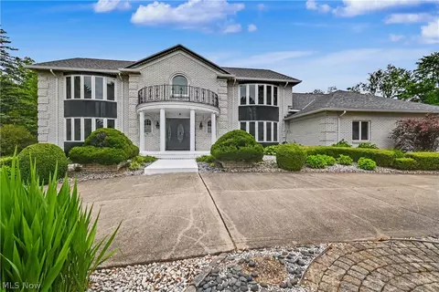 1071 Sheirer Rd, Mansfield, OH 44903