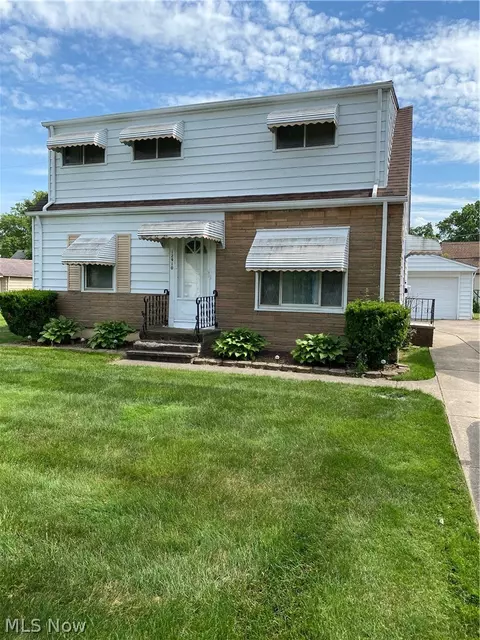 12910 Shady Oak Blvd, Garfield Heights, OH 44125