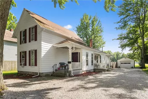 1365 East Ave, Elyria, OH 44035