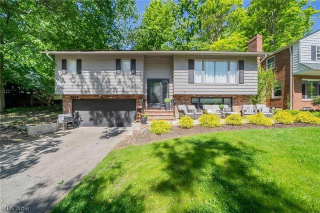 2314 Lyndway Rd, Beachwood, OH 44122