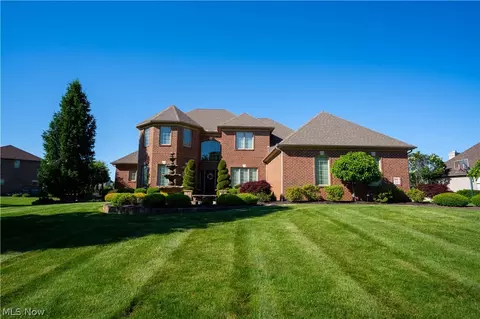 3947 Via Siena, Poland, OH 44514
