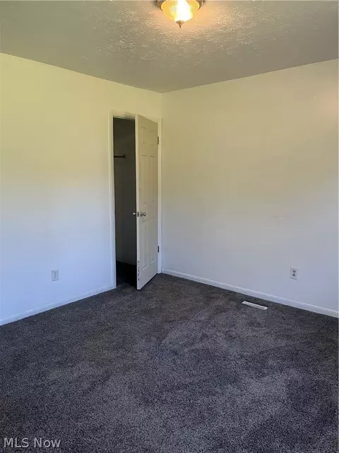 Bedroom - 2655 Pine Ridge Rd, Ashtabula, OH 44004 photo 1 of 4