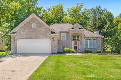 1179 Vineyard Dr, Medina, OH 44256
