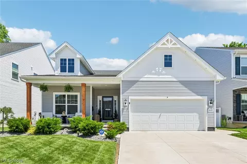 4681 Boulder Ln, Lorain, OH 44053