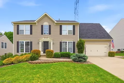 1223 Tinkers Green Dr, Streetsboro, OH 44241