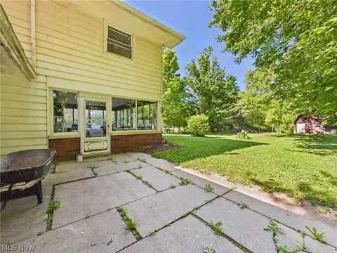 Exterior - 2648 River Rd, Willoughby Hills, OH 44094 photo 7 of 10