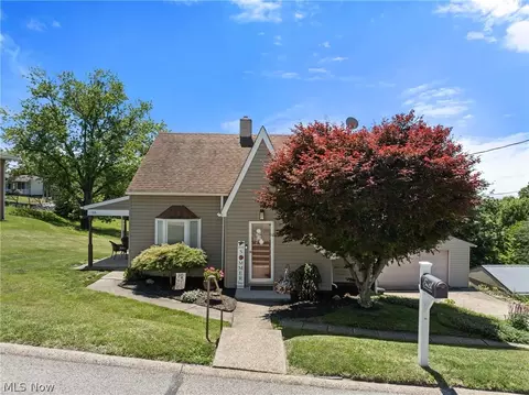 106 Mcconnell Ave, Wintersville, OH 43953
