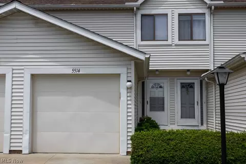 5514 Sandpiper Dr, Parma, OH 44134