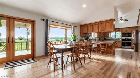 Dining - 10550 Amish Ridge Rd, Somerset, OH 43783 photo 1 of 3
