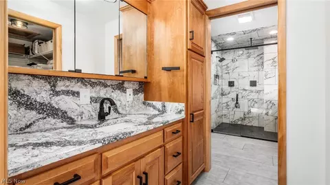 Bath - 10550 Amish Ridge Rd, Somerset, OH 43783 photo 1 of 4