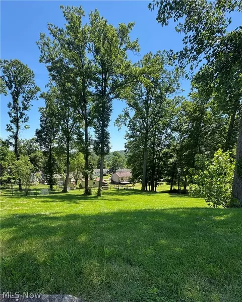 0 Capt Ames Dr, Parkersburg, WV 26101