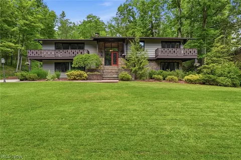 10625 Glen Forest Trl, Brecksville, OH 44141