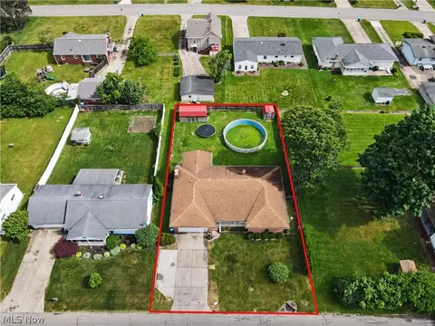 View/Area - 577 Geneva Ave, Struthers, OH 44471 photo 2 of 4