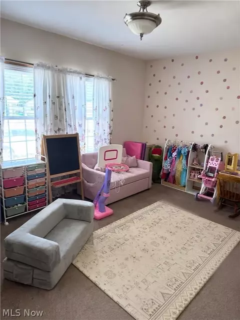 Bedroom - 315 E State St, Newcomerstown, OH 43832 photo 1 of 5