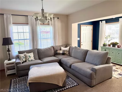 Living - 315 E State St, Newcomerstown, OH 43832 photo 1 of 6