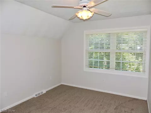 Bedroom - 9144 Gregory Ct, Mentor, OH 44060 photo 2 of 4