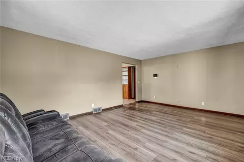 179 Caroline St, Elyria, OH 44035 photo 17