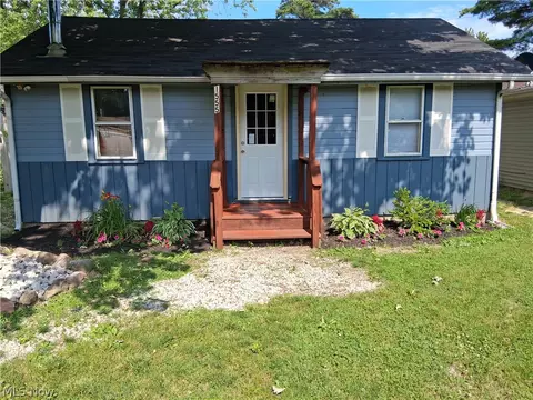 1555 Glenview Ave, Madison, OH 44057