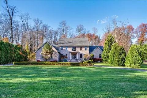Exterior - 4000 Shields Rd, Canfield, OH 44406 photo 3 of 11