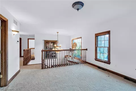 Entry Way - 4000 Shields Rd, Canfield, OH 44406 photo 6 of 8