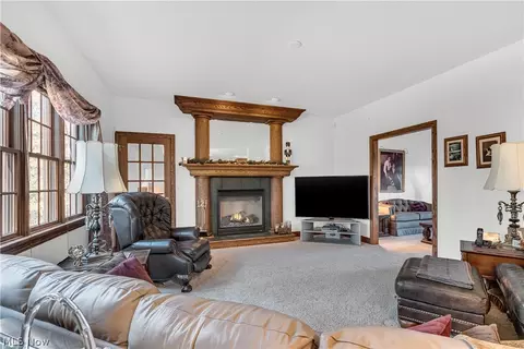 Living - 4000 Shields Rd, Canfield, OH 44406 photo 3 of 5