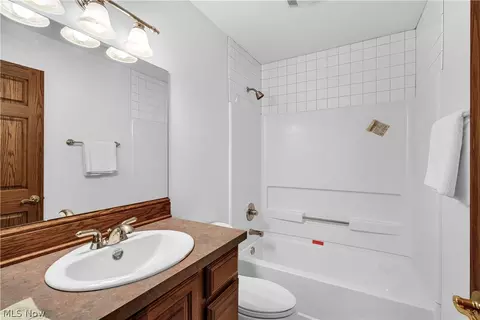 Bath - 4000 Shields Rd, Canfield, OH 44406 photo 8 of 8
