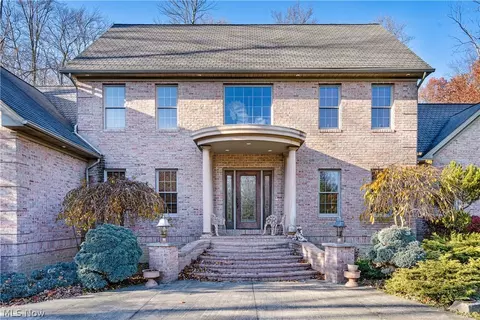 Exterior - 4000 Shields Rd, Canfield, OH 44406 photo 7 of 11