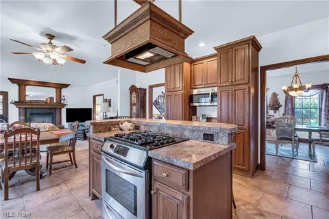Kitchen - 4000 Shields Rd, Canfield, OH 44406 photo 3 of 3
