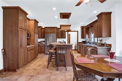 Kitchen - 4000 Shields Rd, Canfield, OH 44406 photo 1 of 3