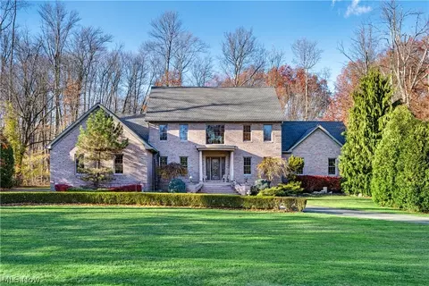 4000 Shields Rd, Canfield, OH 44406