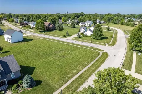 202 General Lee St, Lagrange, OH 44050 photo 4