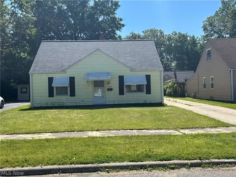 23338 Roger Dr, Euclid, OH 44123